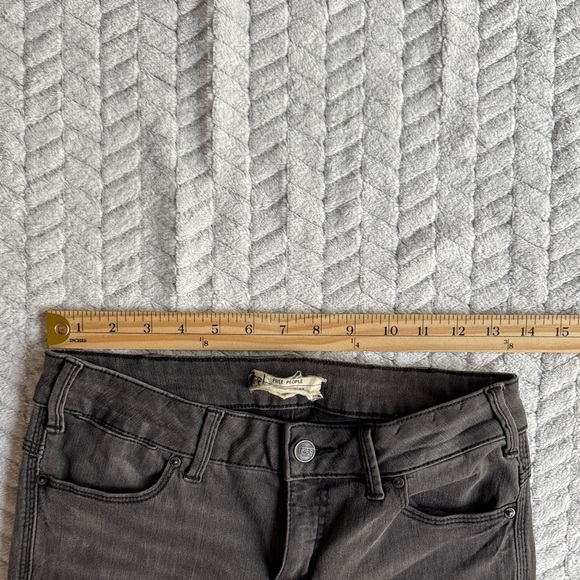 Free People Skinny Jeans Size 27 - Picture 5 of 8